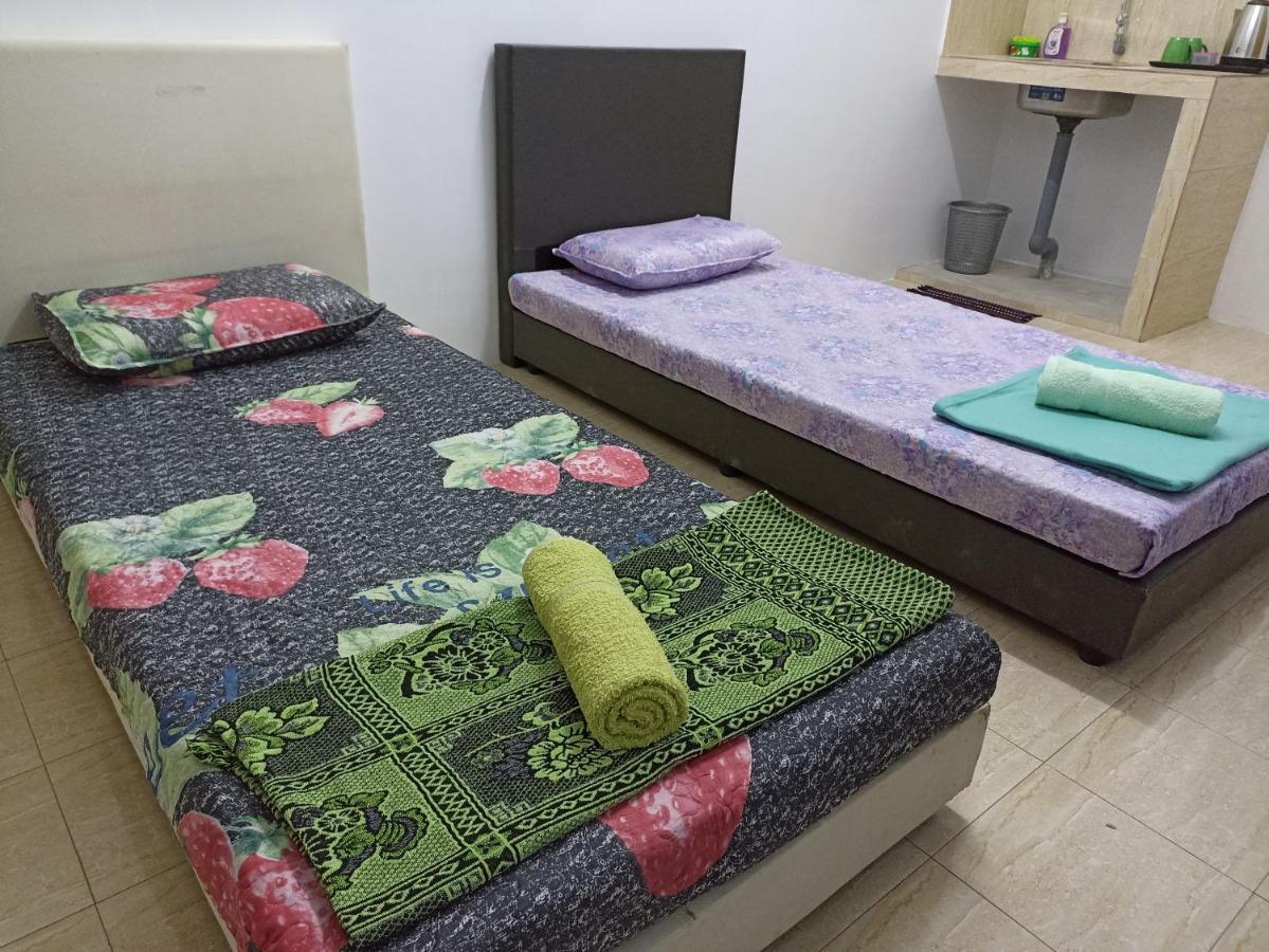 Depulauserai Roomstays Pekan Εξωτερικό φωτογραφία