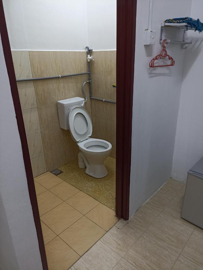 Depulauserai Roomstays Pekan Εξωτερικό φωτογραφία